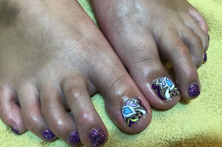 フットネイル
